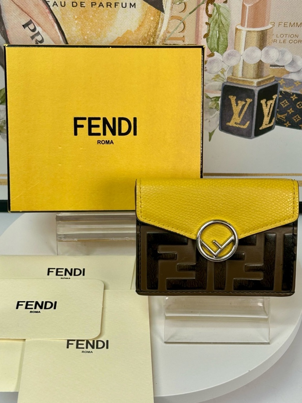 FENDI F is Fendi Leather Trifold Compact Wallet 😍🔥